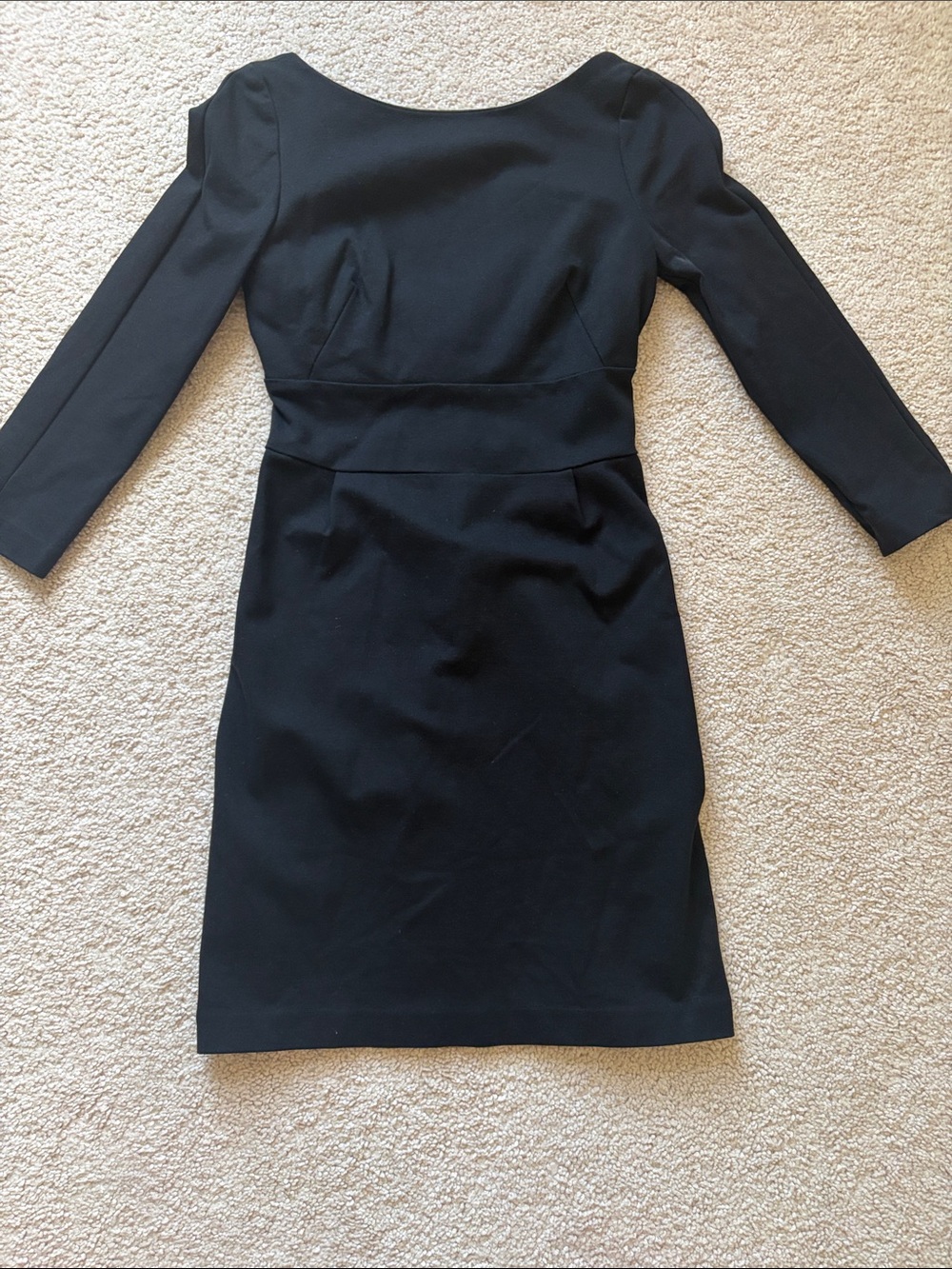 Classic Black Long-Sleeve Sheath Dress low backless